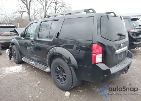 2011 Nissan Pathfinder Silver/Sv z USA, uszkodzony, nr VIN 5N1AR1NB6BC612498